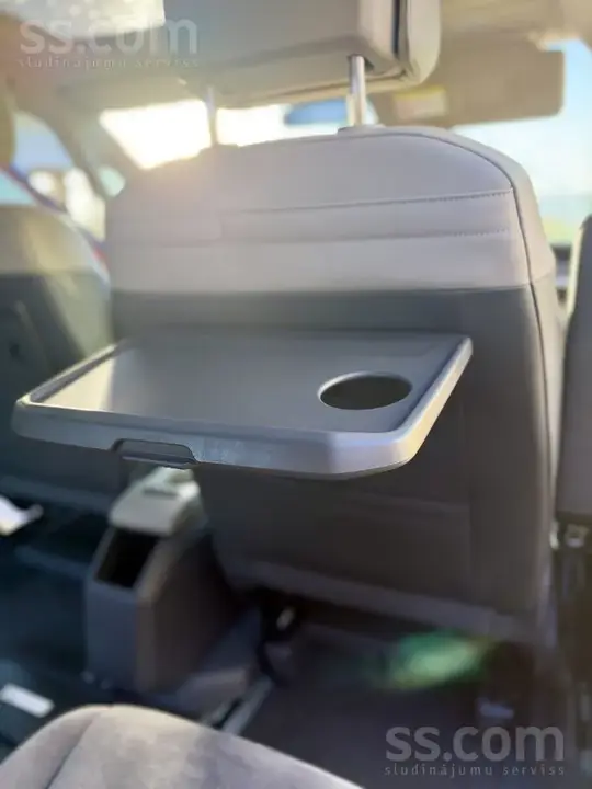 Volkswagen Multivan 2023 photo 5