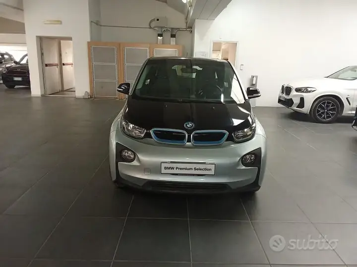 BMW I3