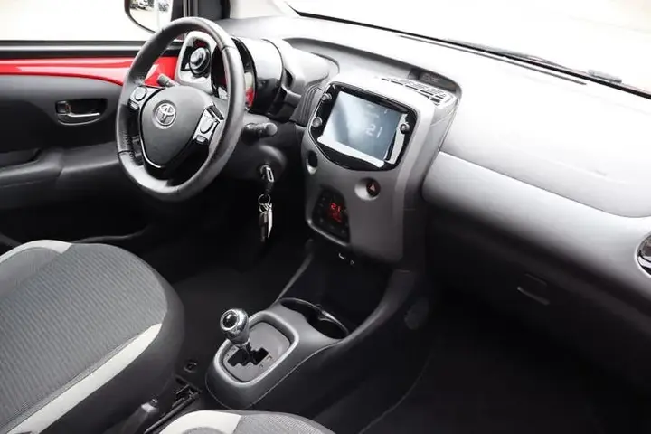 Toyota Aygo 2021 photo 2