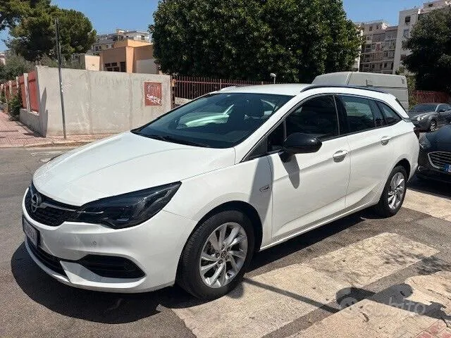 Opel Astra 2021 photo 3