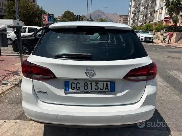 Opel Astra 2021 photo 4