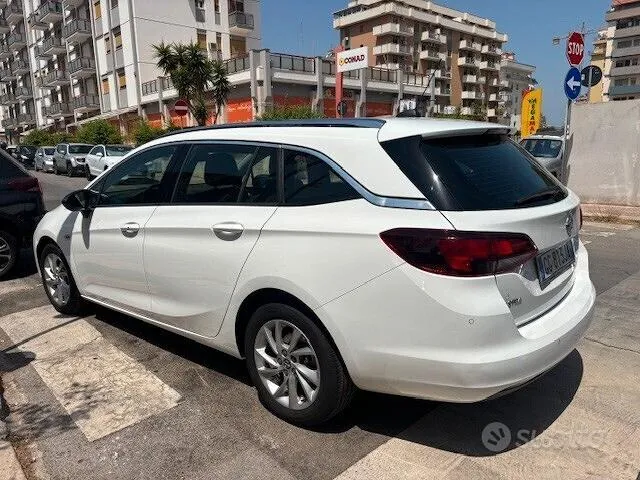 Opel Astra 2021 photo 5