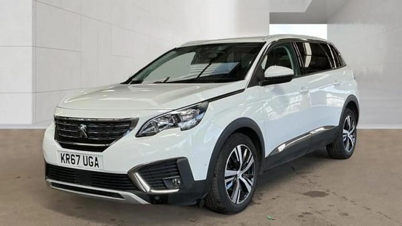 Peugeot 5008 2018 photo 3