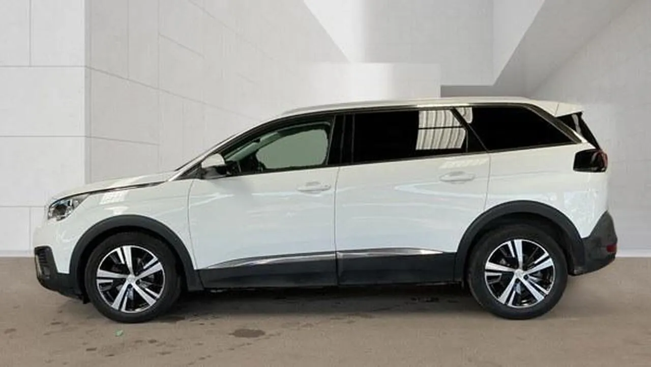 Peugeot 5008 2018 photo 4