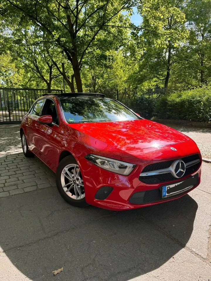 Mercedes-Benz A200