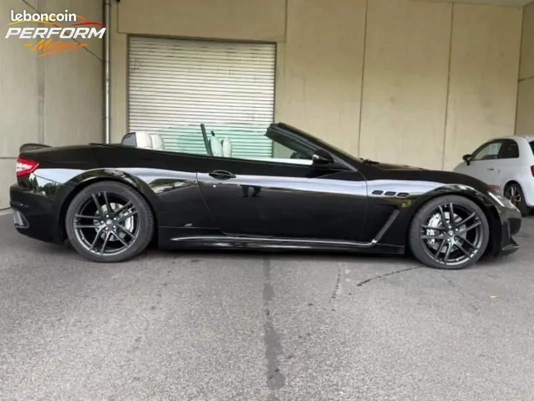 Maserati Grancabrio 2013 photo 2