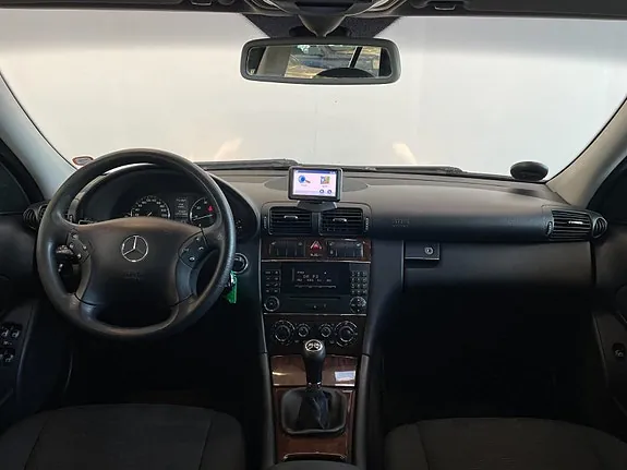 Mercedes-Benz C180 2006 photo 5