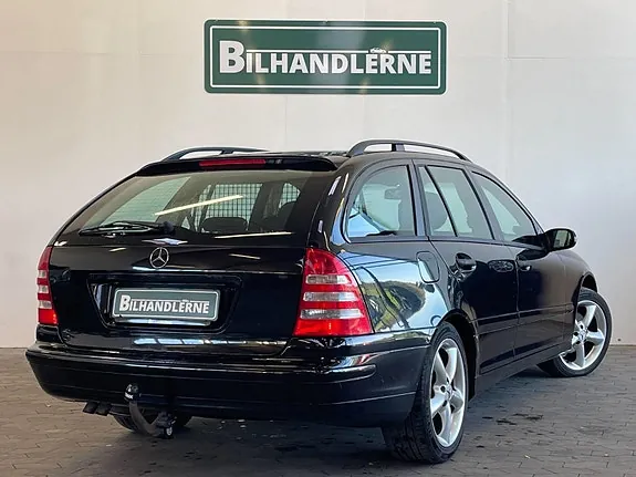Mercedes-Benz C180 2006 photo 2