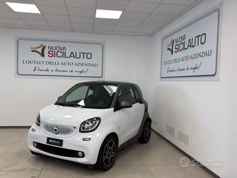 Smart Fortwo 2018 photo 2