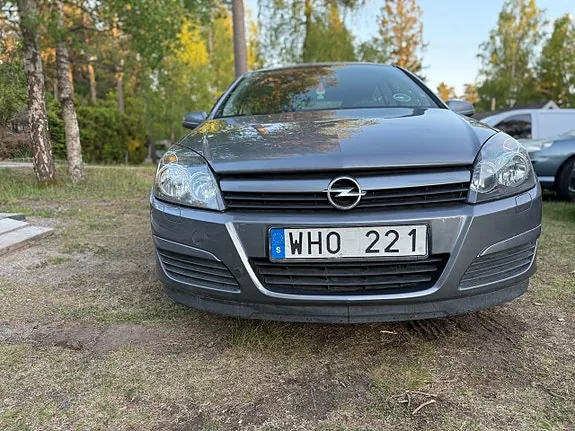 Opel Astra 2005 photo 2