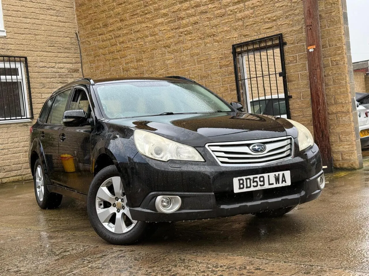 Subaru Outback 2009 photo 2