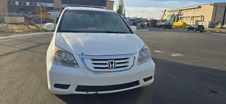 Honda Odyssey 2009 photo 2