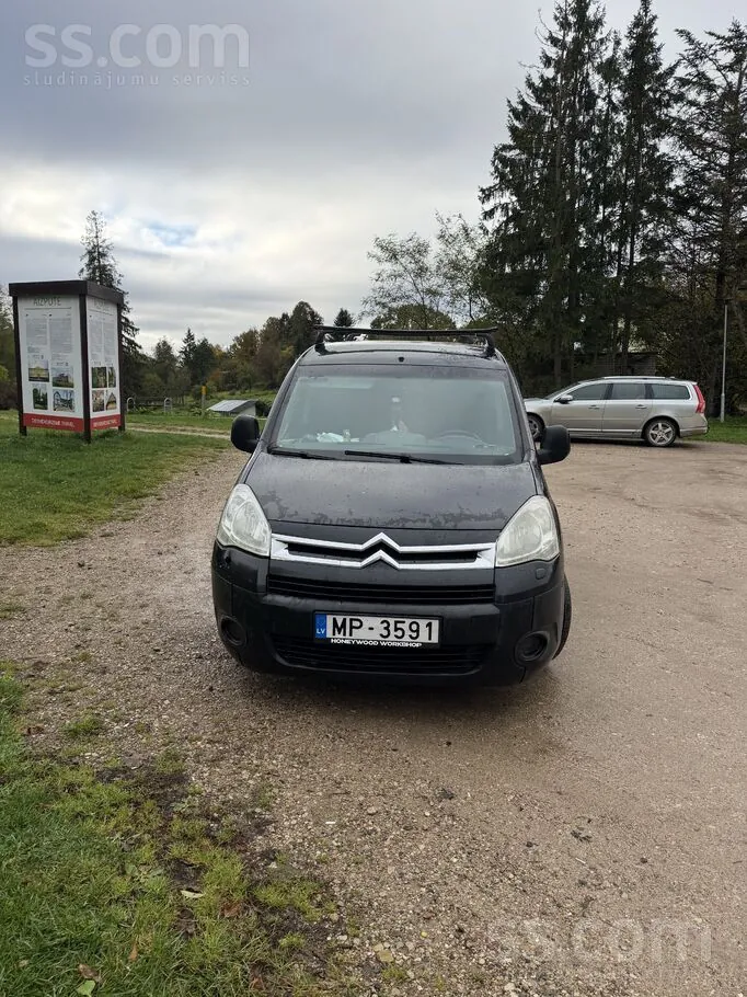 Citroen Berlingo 2009 photo 2