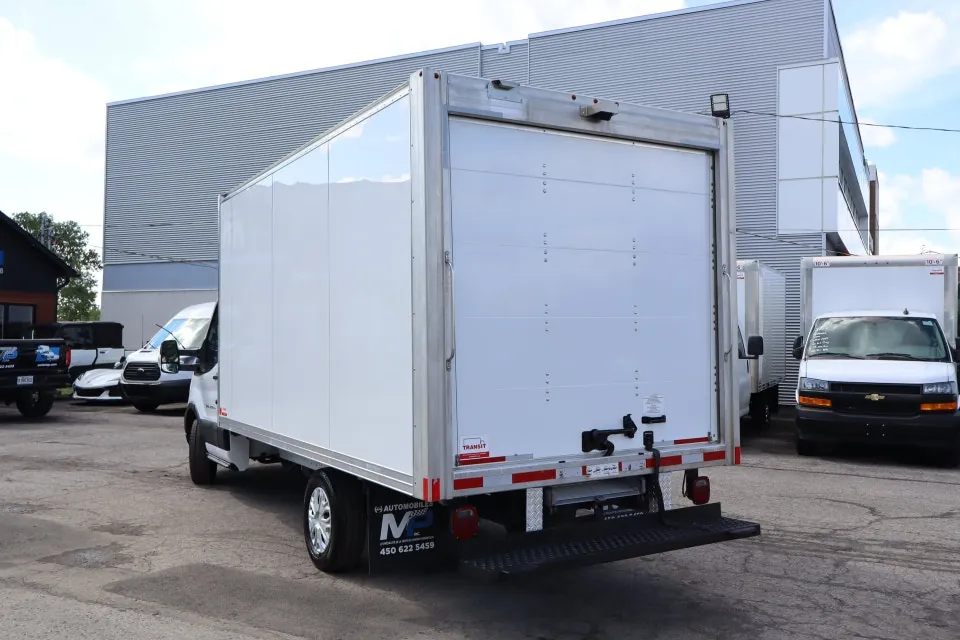 Ford Transit 2024 photo 4
