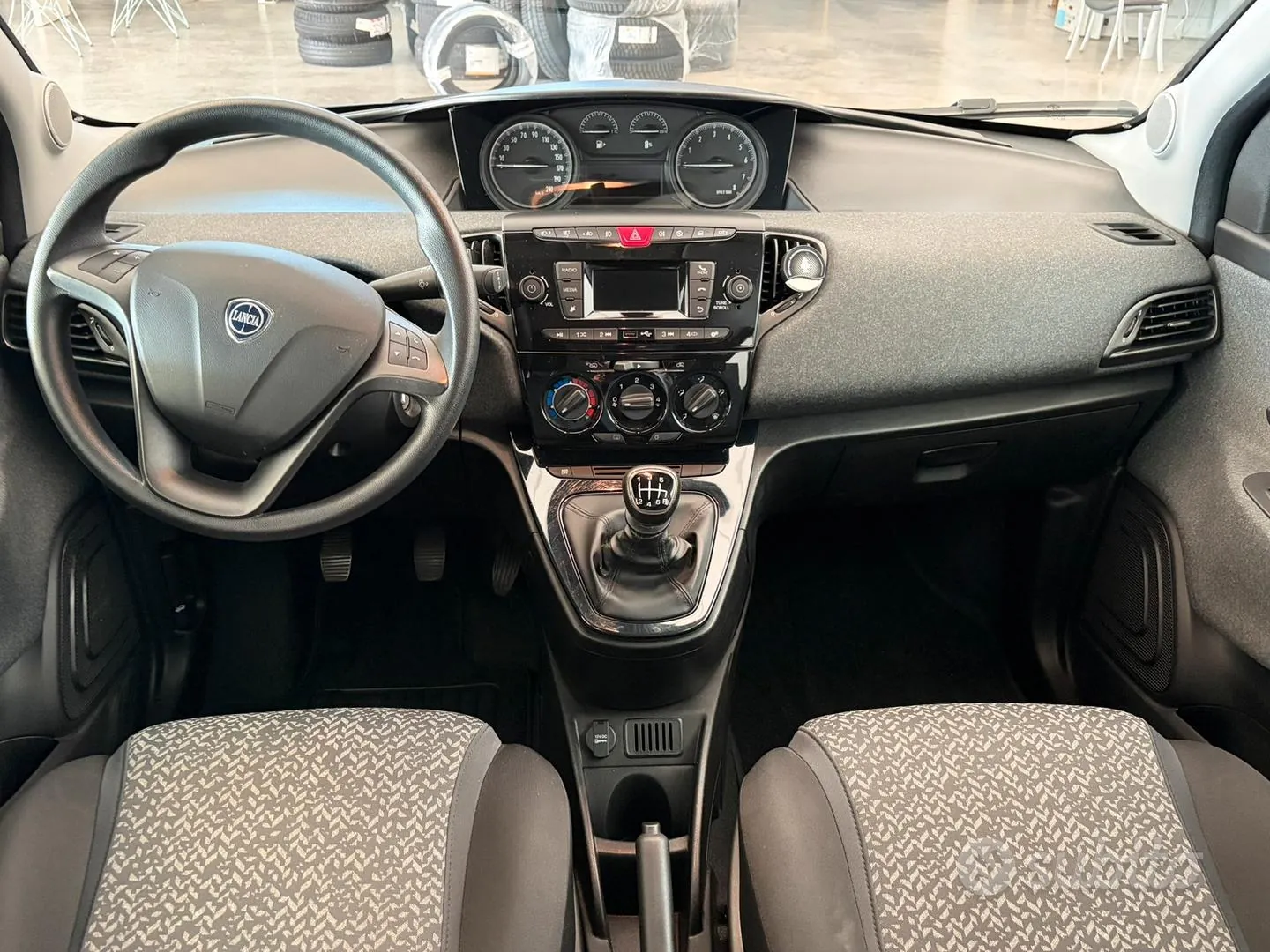 Lancia Ypsilon 2021 photo 3