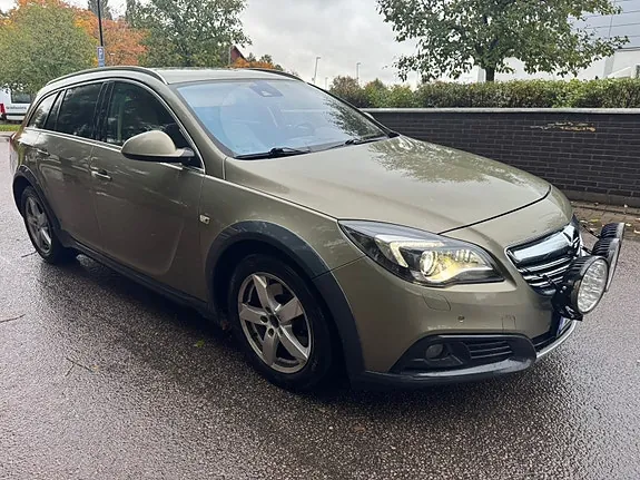 Opel Insignia Country Tourer 2014 photo 2