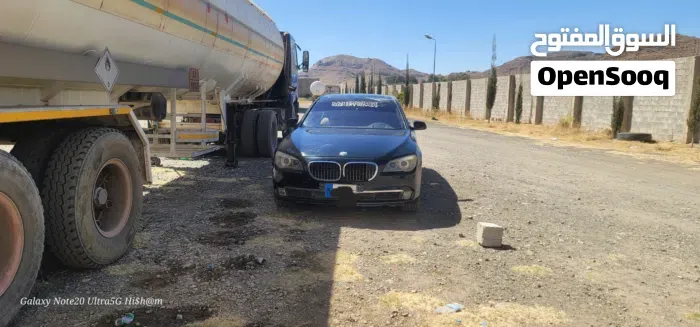 BMW 7 Series 2011 photo 2