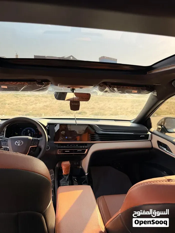Toyota Camry 2025 photo 4