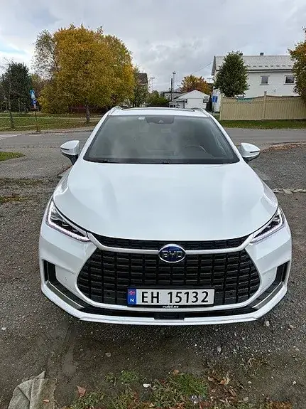 BYD Tang 2023 photo 3