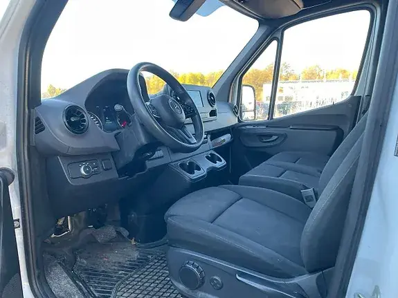 Mercedes-Benz Sprinter 317 2023 photo 5