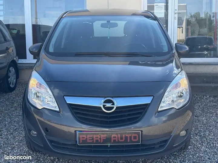 Opel Meriva 2011 photo 2