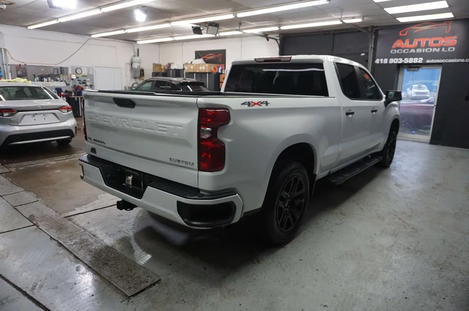 Chevrolet Silverado 1500 2023 photo 5