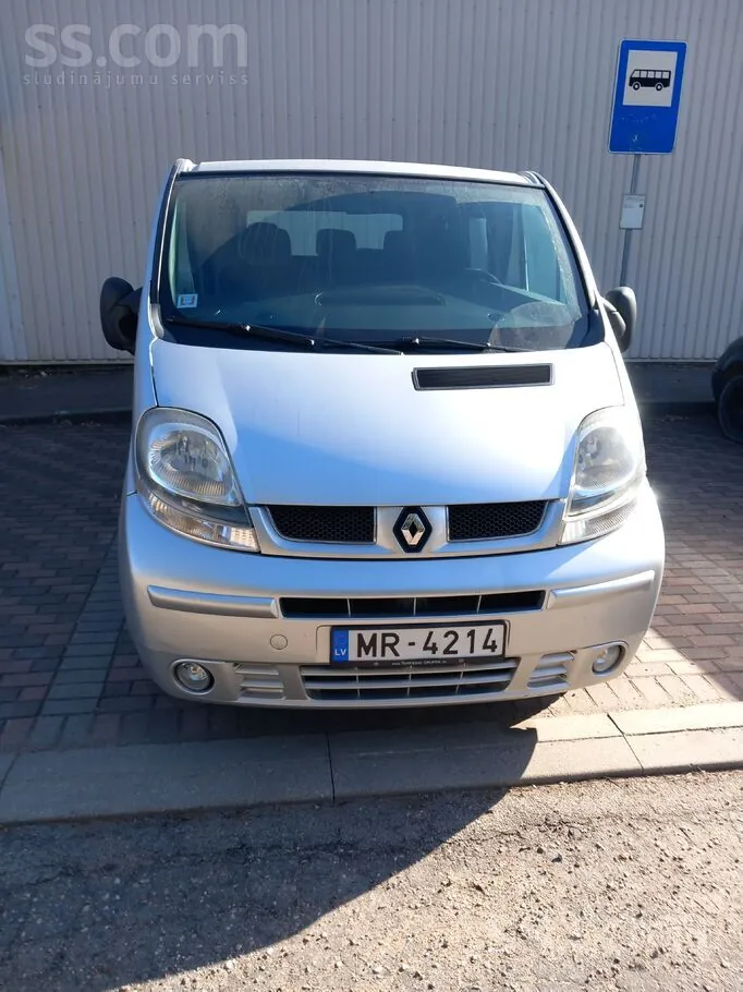 Renault Trafic 2006 photo 2