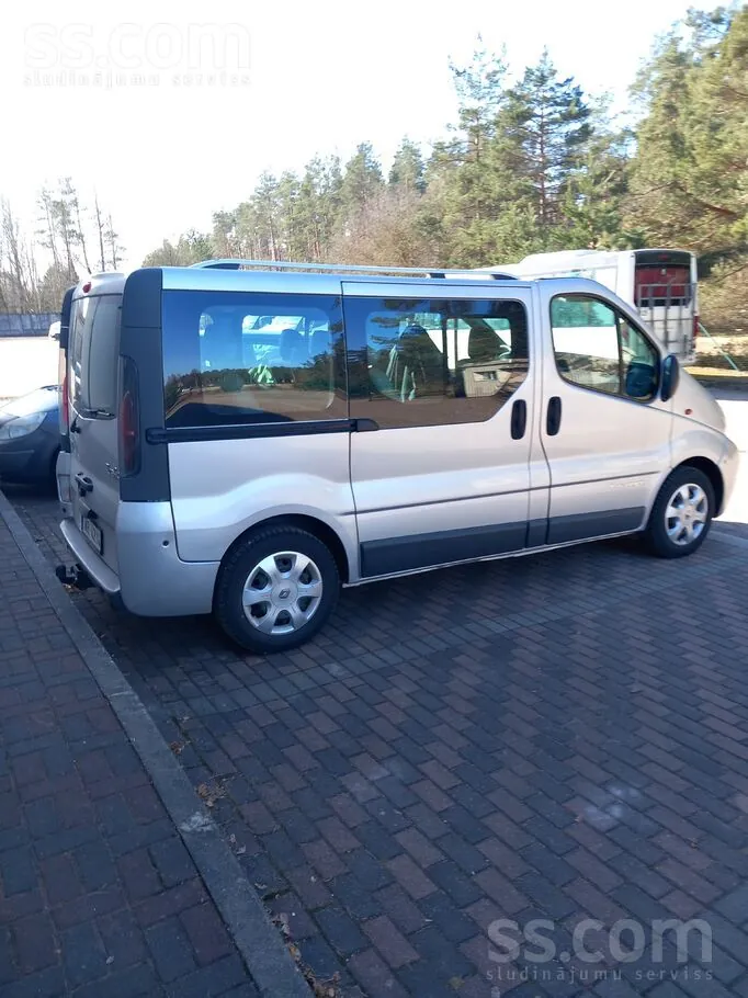Renault Trafic 2006 photo 3