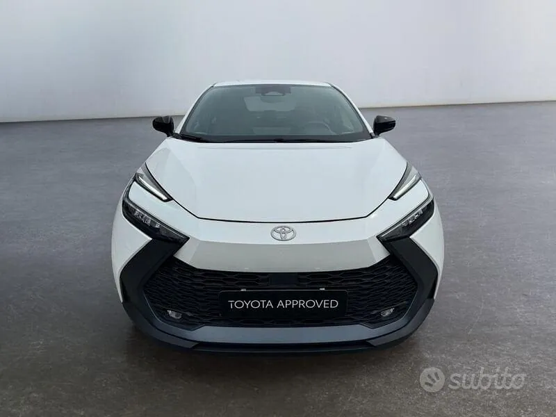Toyota C-Hr 2024 photo 3