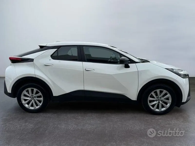 Toyota C-Hr 2024 photo 5