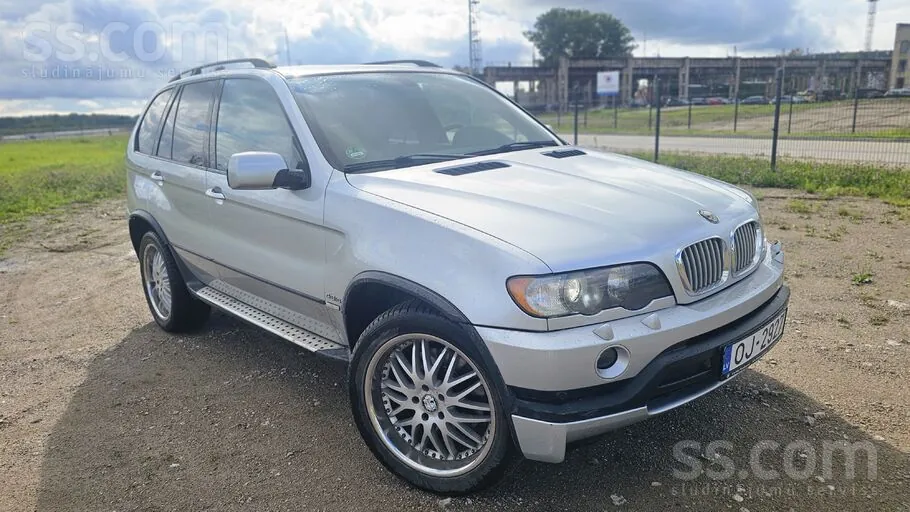BMW X5 2003 photo 2