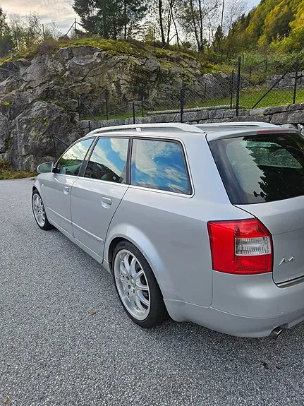 Audi A4 2004 photo 5