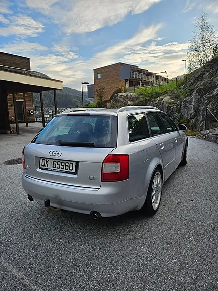 Audi A4 2004 photo 3