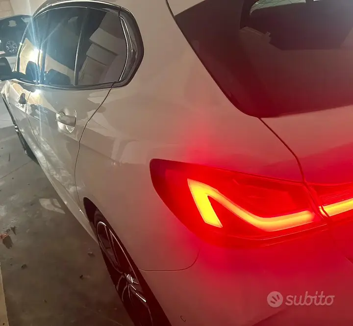 BMW 1 Series 2021 photo 2