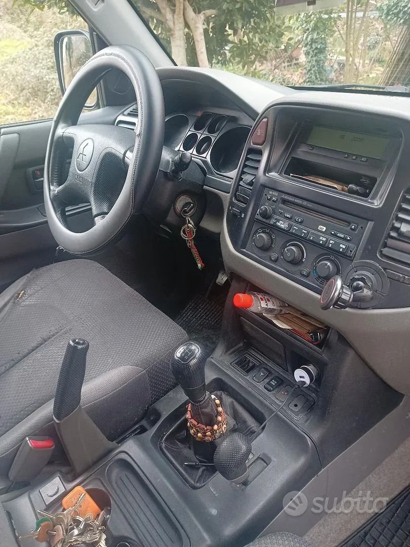 Mitsubishi Pajero 2002 photo 5