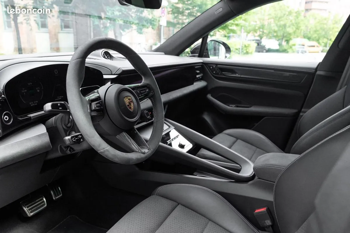 Porsche Macan 2026 photo 3