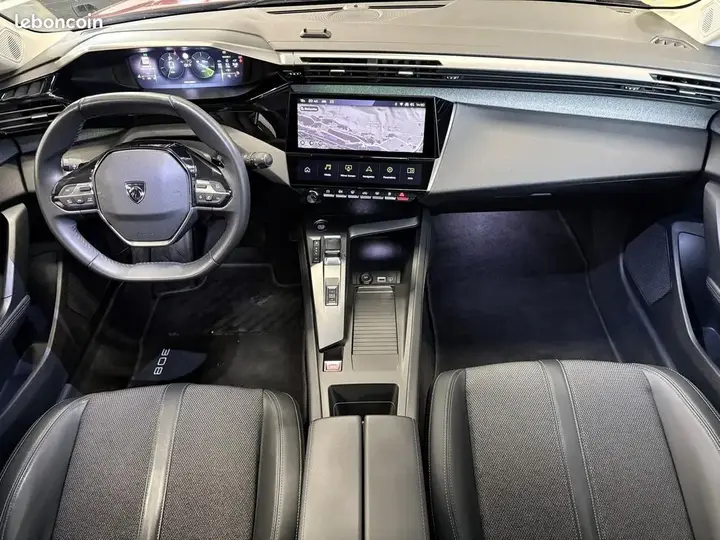 Peugeot 308 2021 photo 3