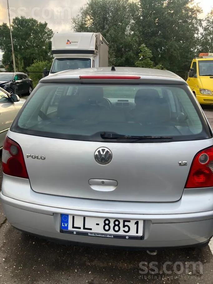 Volkswagen Polo 2004 photo 3