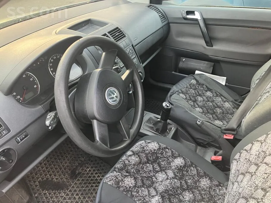Volkswagen Polo 2004 photo 4