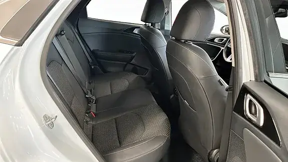Kia Xceed 2021 photo 5