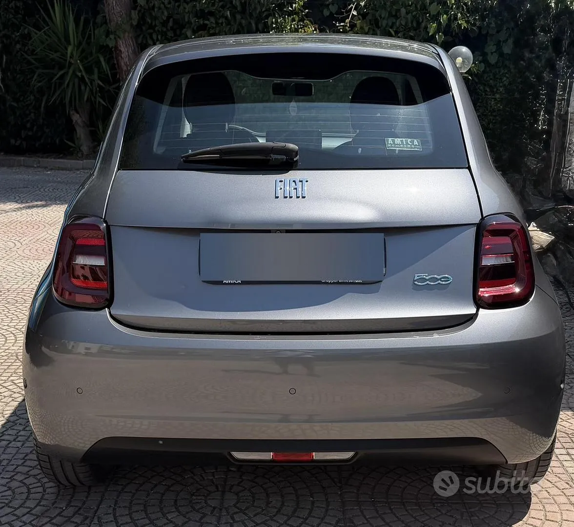 Fiat 500E