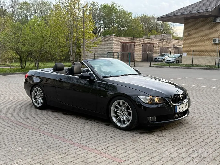 BMW E93 2008 photo 3