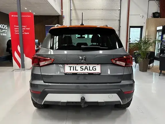 Seat Arona 2017 photo 4