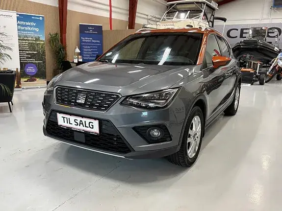 Seat Arona 2017 photo 2