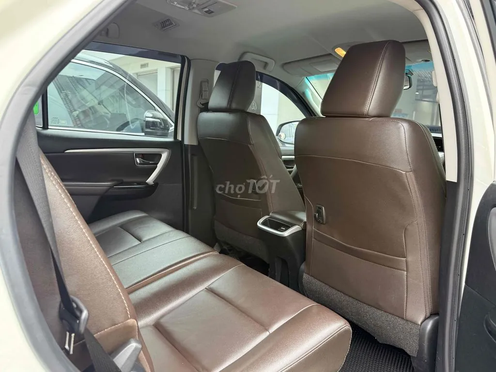 Toyota Fortuner 2018 photo 5