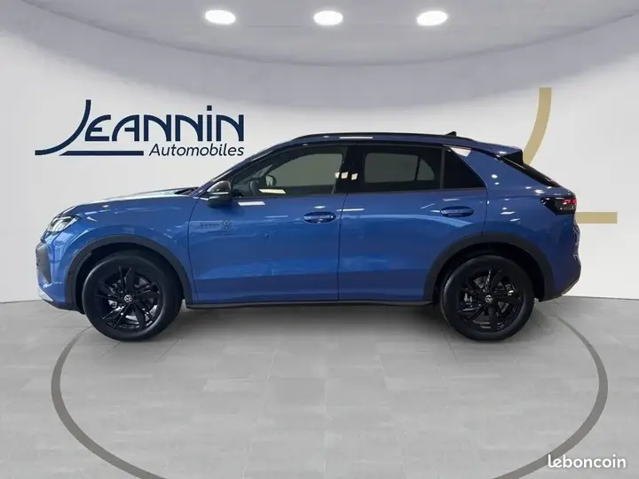 Volkswagen T-Roc 2026 photo 2