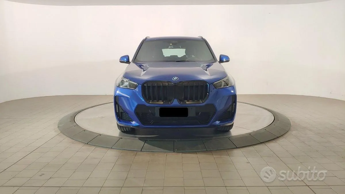 BMW X1 2023 photo 3