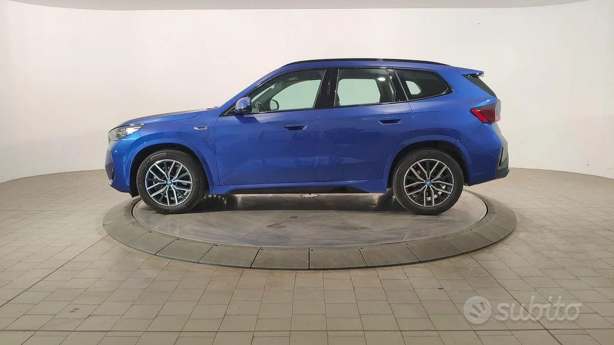 BMW X1 2023 photo 4
