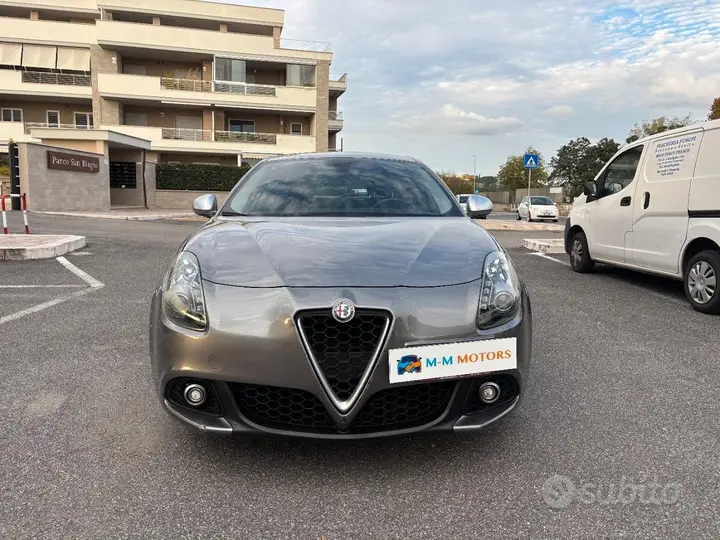 Alfa Romeo Giulietta 2017 photo 2