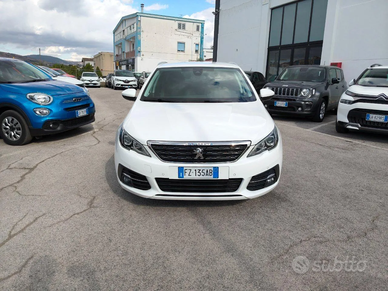 Peugeot 308 2020 photo 2